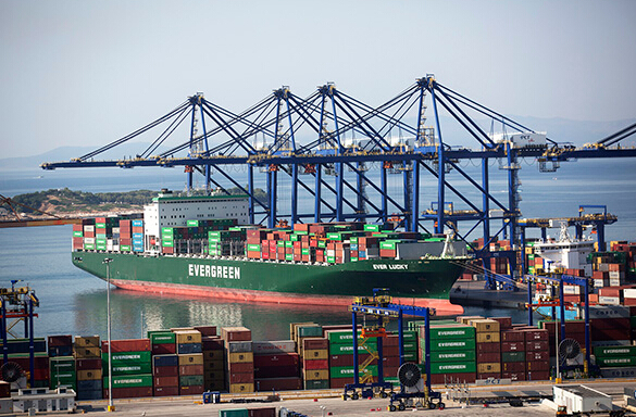 中马合建马六甲海峡最大港口