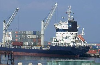 国际货运代理公司面临着降低成本