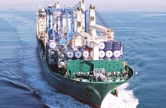 国际货运港口设备较好，货运量较大