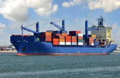 国际海运费并不是一成不变的，还受到很多因素的影响