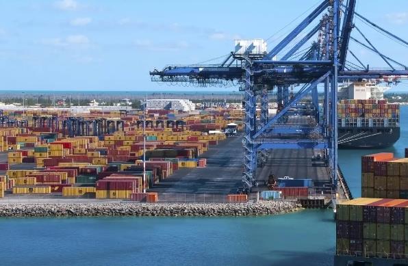 货代公司作为全球贸易的重要一环对全球贸易的发展有着重要的影响