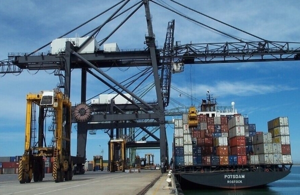 货代物流在推动经济发展、促进国际贸易方面发挥着重要作用