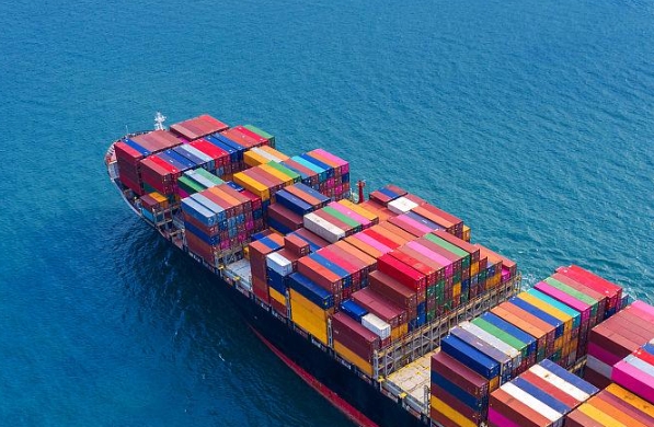 货运代理让货物在全球范围内流通，促进经济的繁荣与发展