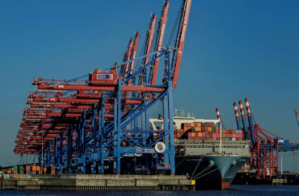 国际货代不仅承担着物流运输任务，更是全球贸易顺畅进行的重要保障