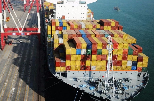 国际货代行业如同一座连接世界的桥梁，承载着货物跨国流通的重任