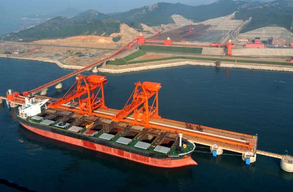 上海物流公司正以前所未有的姿态，引领着行业变革的新风潮