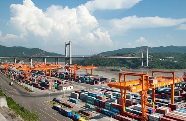 货运代理作为一个不可或缺环节，正在逐渐展现出其独特的魅力与价值