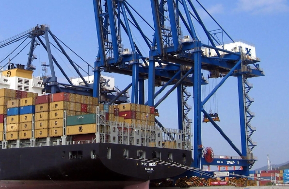 随着全球贸易的日益繁荣，国际货代行业也呈现出一些新的发展趋势