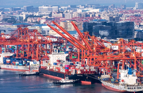 国际货代不仅是商品流动的加速器，更是推动世界经济繁荣的重要力量