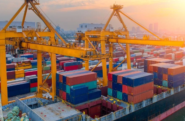 货运代理企业如何创新服务模式提升核心竞争力，成为业界普遍关注的焦点