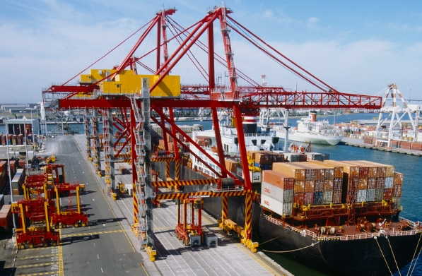 澳洲物流专线正以其独特的魅力引领着物流行业的变革