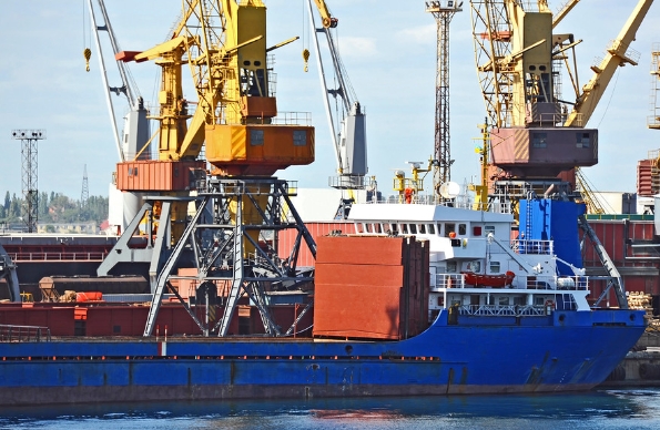 上海是中国的经济中心，其货代行业承载着推动国际贸易的重要使命