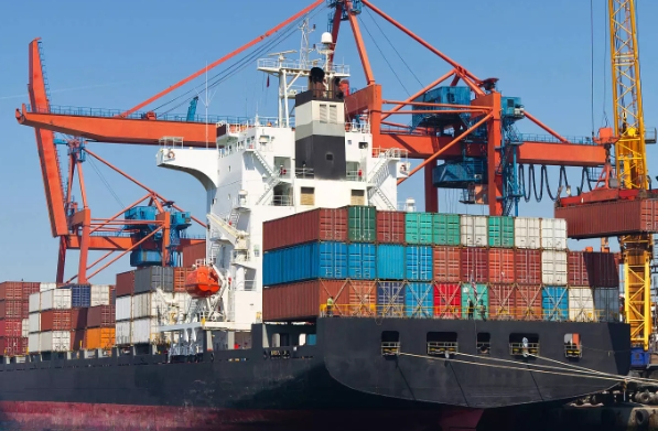 国际货代是国际贸易重要的一部分，为全球贸易发展搭建了坚实的桥梁